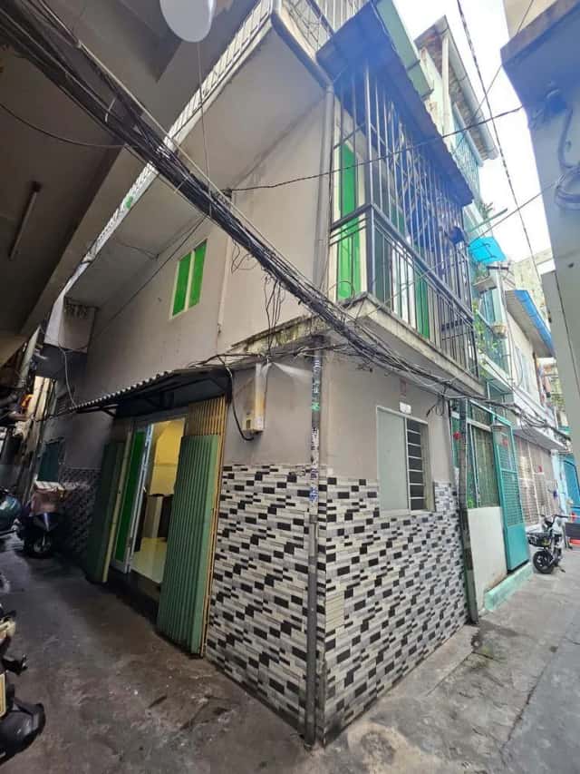 Cho thuê nhà hẻm Điện Biên Phủ Quận 10, TP.HCM – 2 phòng ngủ, giá 11 triệu