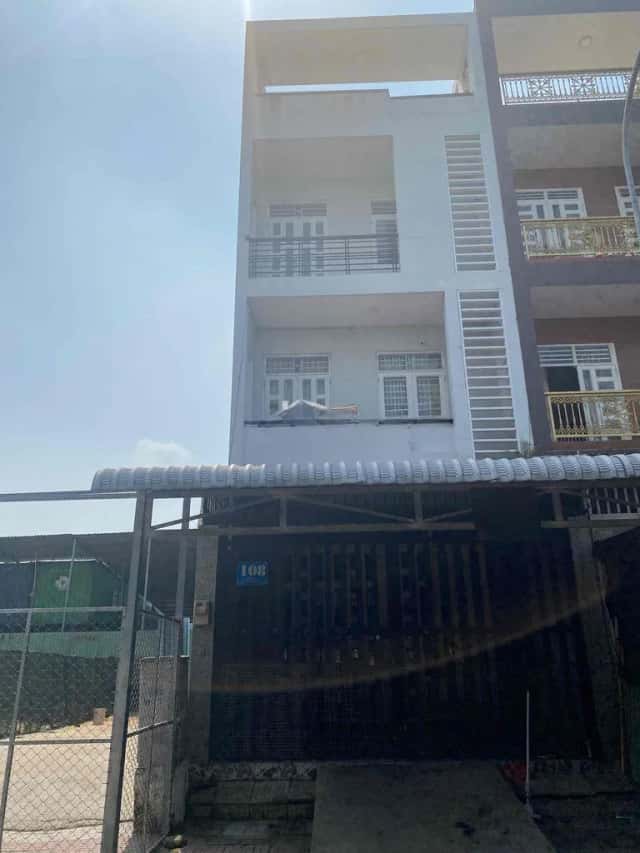 Cho thuê nhà hẻm Quản Trọng Linh Quận 8, TP.HCM – 4 phòng ngủ, giá 12 triệu
