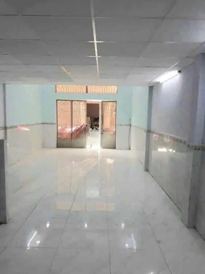 Cho thuê nhà hẻm Nguyễn Ảnh Thủ, Song Hành, Trung Chánh Huyện Hóc Môn, TP.HCM – 2 phòng ngủ, giá 4.5 triệu