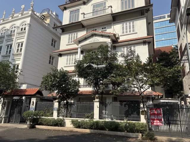 Cho thuê nhà hẻm Lạc long Quân Tây Hồ, Hà Nội – 6 phòng ngủ, giá 50 triệu