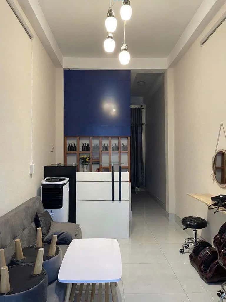 Cho thuê nhà hẻm nguyễn tri phương Quận 10, TP.HCM – 4 phòng ngủ, giá 15 triệu