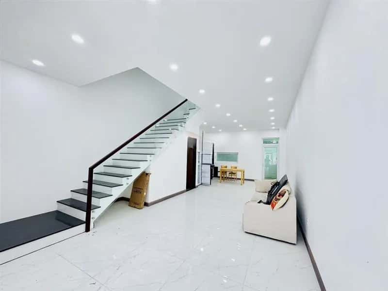 Cho thuê nhà hẻm Quận 9 cũ, TP. Thủ Đức – 4 phòng ngủ, giá 13 triệu