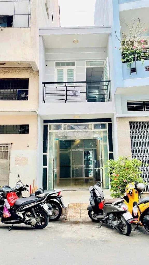 Cho thuê nhà mặt tiền Nguyễn Ðình Chiểu Quận 3, TP.HCM – 3 phòng ngủ, giá 14 triệu