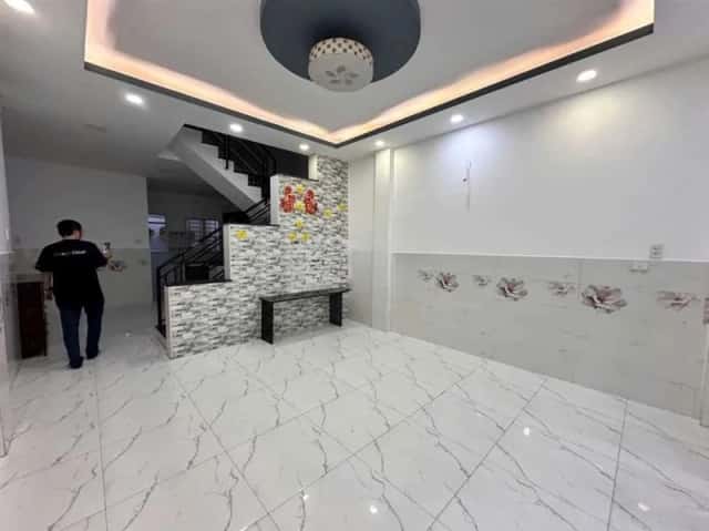Cho thuê nhà hẻm Lò Siêu Quận 11, TP.HCM – 2 phòng ngủ, giá 12 triệu