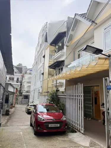 Cho thuê nhà hẻm Nguyễn Công Trứ Phường 8, Đà Lạt – 2 phòng ngủ, giá 8 triệu