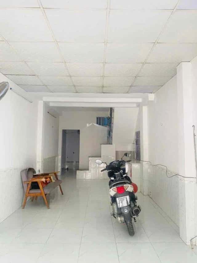 Cho thuê nhà hẻm Quận 12, TP.HCM – 2 phòng ngủ, giá 6 triệu Cho thuê nhà hẻm Quận 12, TP.HCM – 2 phòng ngủ, giá 6 triệu