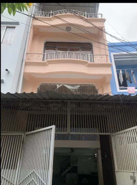 Cho thuê nhà hẻm Hà Tôn Quyền Quận 11, TP.HCM – 3 phòng ngủ, giá 13 triệu