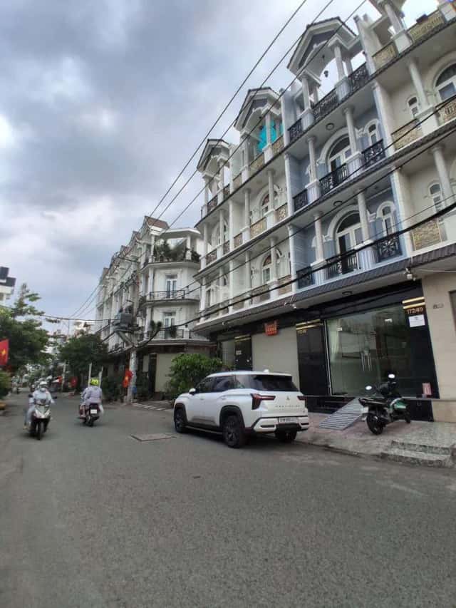 Cho thuê nhà hẻm Đường An Dương Vương Quận 8, TP.HCM – 5 phòng ngủ, giá 16 triệu Cho thuê nhà hẻm Đường An Dương Vương Quận 8, TP.HCM – 5 phòng ngủ, giá 16 triệu