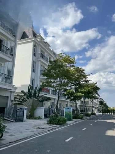 Cho thuê nhà hẻm DX 06 Huyện Gia Lâm, Hà Nội – 3 phòng ngủ, giá 22 triệu