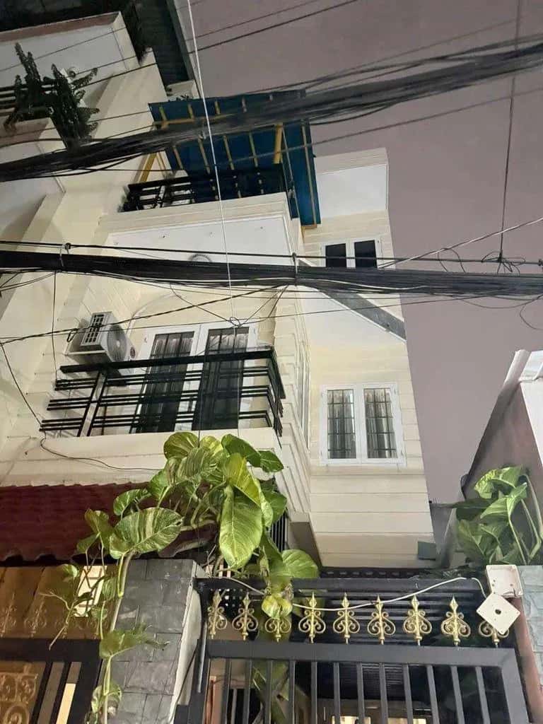 Cho thuê nhà hẻm Trung Mỹ Tây Quận 12, TP.HCM – 3 phòng ngủ, giá 9 triệu