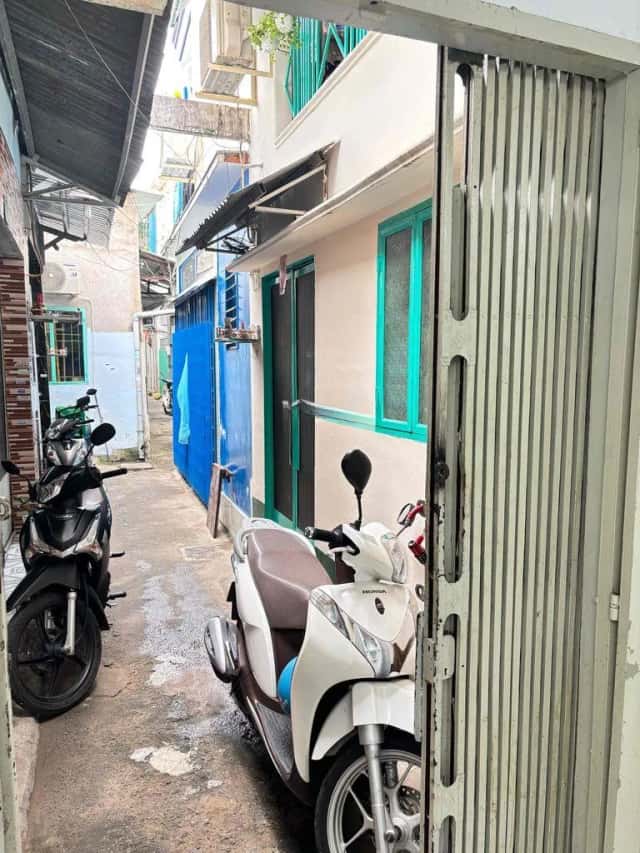 Cho thuê nhà hẻm Huyện Bình Chánh, TP.HCM – giá 4.5 triệu Cho thuê nhà hẻm Huyện Bình Chánh, TP.HCM – giá 4.5 triệu