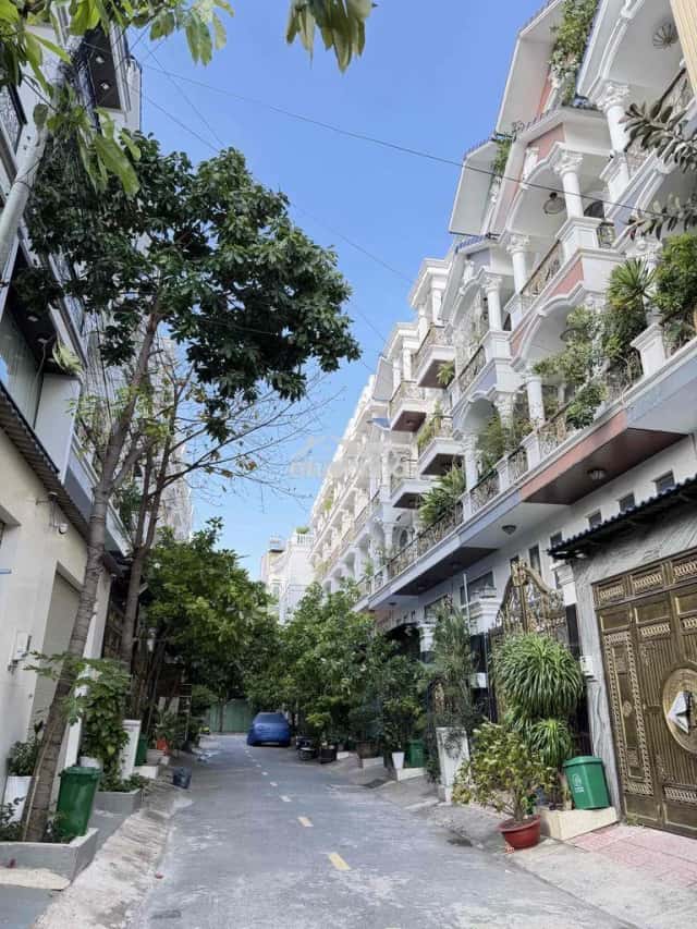 Cho thuê nhà hẻm Quốc lộ 13 Thủ Đức, TP. Thủ Đức – 4 phòng ngủ, giá 20 triệu Cho thuê nhà hẻm Quốc lộ 13 Thủ Đức, TP. Thủ Đức – 4 phòng ngủ, giá 20 triệu