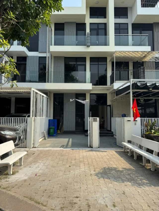 Cho thuê nhà hẻm Quận 2 cũ, TP. Thủ Đức – 4 phòng ngủ, giá 14 triệu