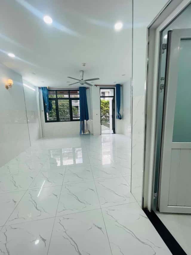Cho thuê nhà mặt tiền Quốc Lộ 13 Thủ Đức, TP. Thủ Đức – giá 7 triệu
