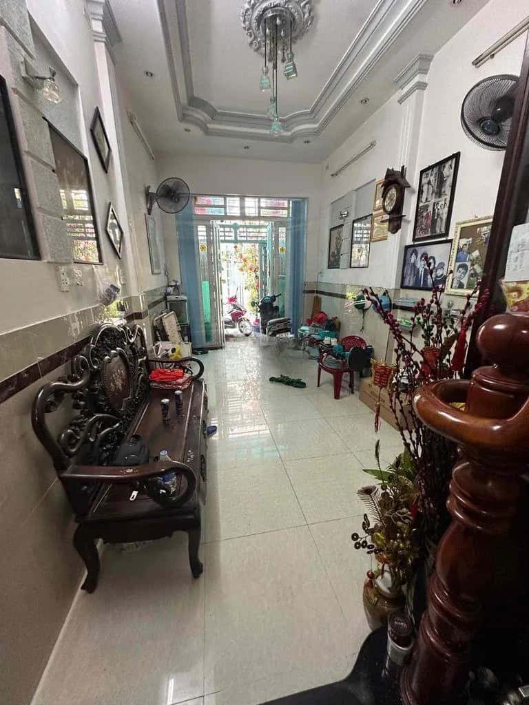 Cho thuê nhà hẻm Huỳnh Văn Bánh Phú Nhuận, TP.HCM – 4 phòng ngủ, giá 17 triệu
