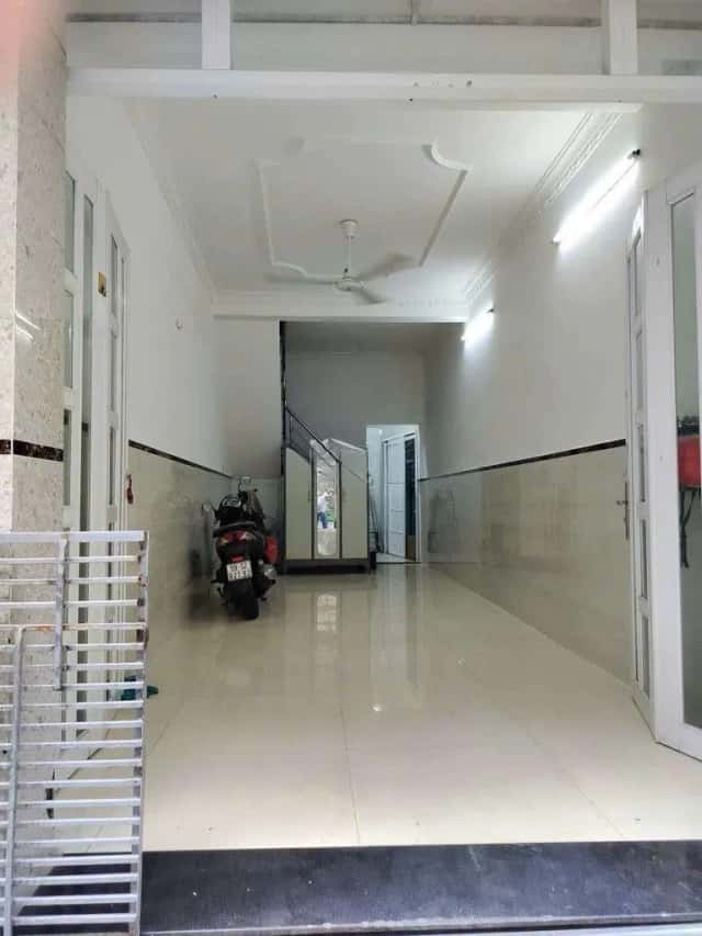 Cho thuê nhà hẻm Đường Huỳnh Văn Bánh Quận Phú Nhuận, TP.HCM – 2 phòng ngủ, giá 12.5 triệu Cho thuê nhà hẻm Đường Huỳnh Văn Bánh Quận Phú Nhuận, TP.HCM – 2 phòng ngủ, giá 12.5 triệu