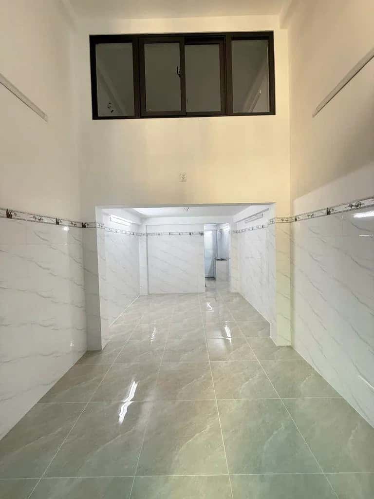 Cho thuê nhà hẻm Ngô Quyền Quận 10, TP.HCM – 4 phòng ngủ, giá 15 triệu