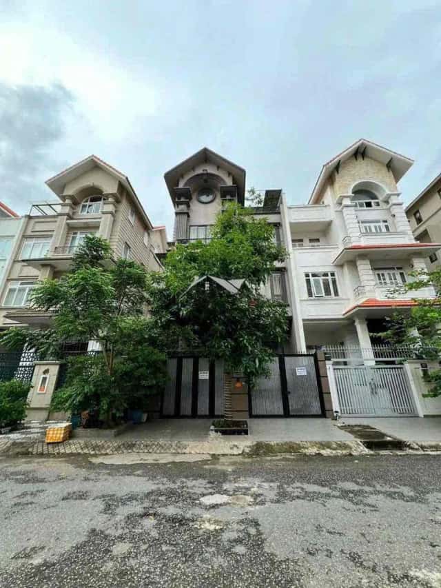 Cho thuê nhà hẻm Đường Số 8 Quận 7, TP.HCM – 6 phòng ngủ, giá 90 triệu Cho thuê nhà hẻm Đường Số 8 Quận 7, TP.HCM – 6 phòng ngủ, giá 90 triệu