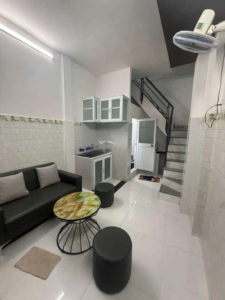 Cho thuê nhà hẻm Đường Phan Văn Trị Quận Bình Thạnh, TP.HCM – 2 phòng ngủ, giá 9 triệu