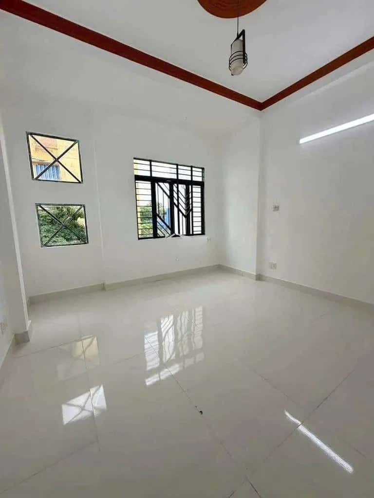 Cho thuê nhà hẻm Bùi Minh Trực Quận 8, TP.HCM – 4 phòng ngủ, giá 15 triệu