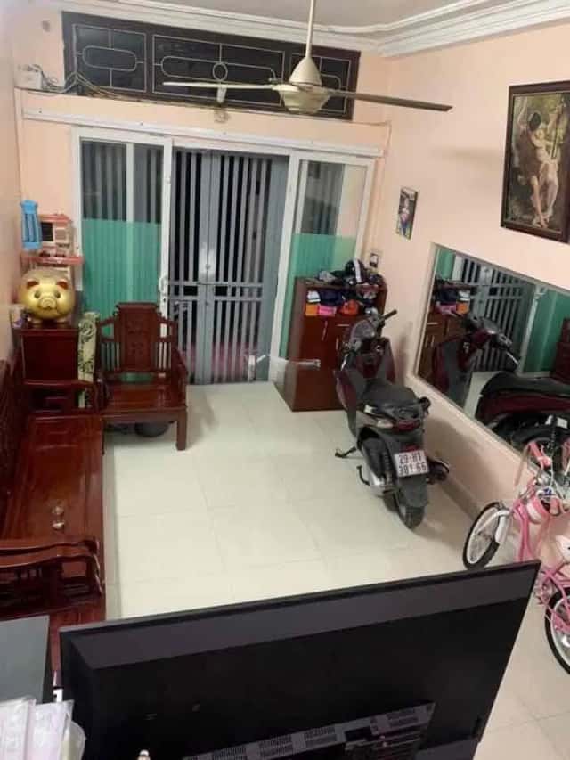 Cho thuê nhà hẻm Nguyễn Chính Hoàng Mai, Hà Nội – 3 phòng ngủ, giá 10 triệu