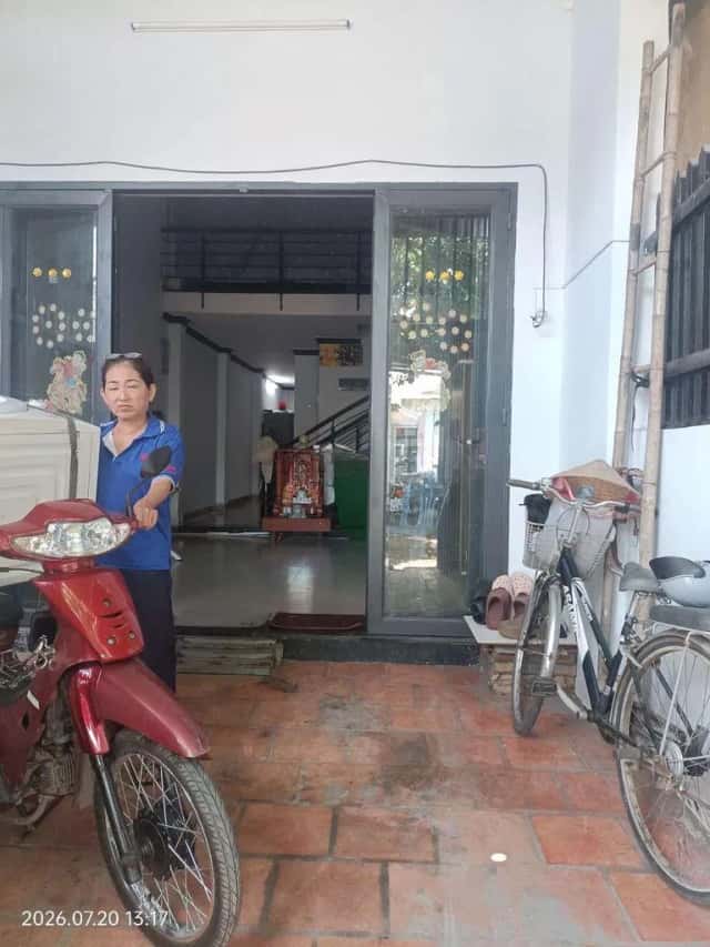 Cho thuê nhà hẻm Hương lô Huyện Hóc Môn, TP.HCM – 3 phòng ngủ, giá 5 triệu Cho thuê nhà hẻm Hương lô Huyện Hóc Môn, TP.HCM – 3 phòng ngủ, giá 5 triệu