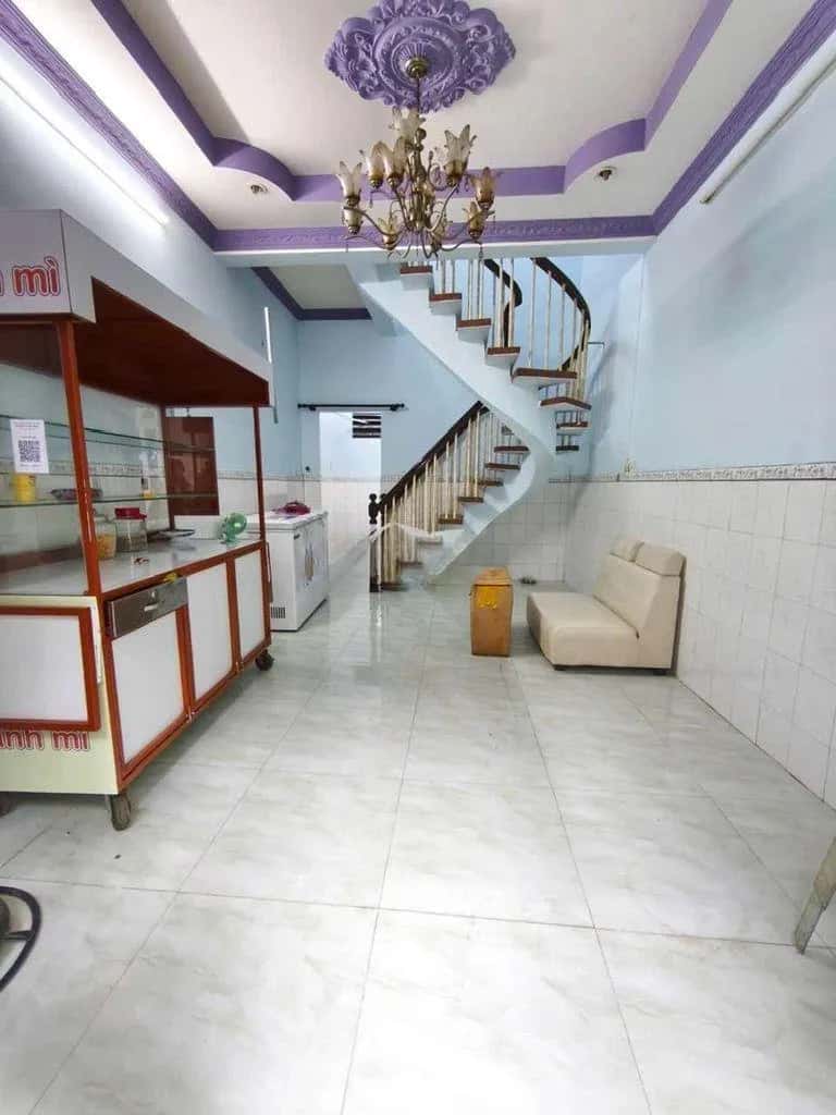 Cho thuê nhà hẻm Chợ Hóc Môn Huyện Hóc Môn, TP.HCM – 2 phòng ngủ, giá 5 triệu