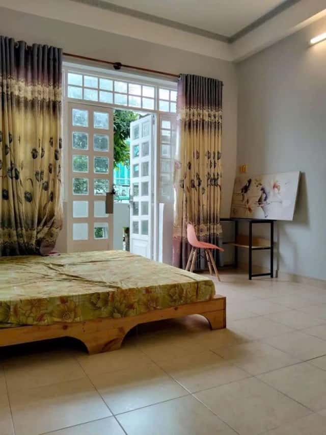 Cho thuê phòng trọ Đường Đoàn Văn Bơ Quận 4, TP.HCM – 1 phòng ngủ, giá 4.5 triệu