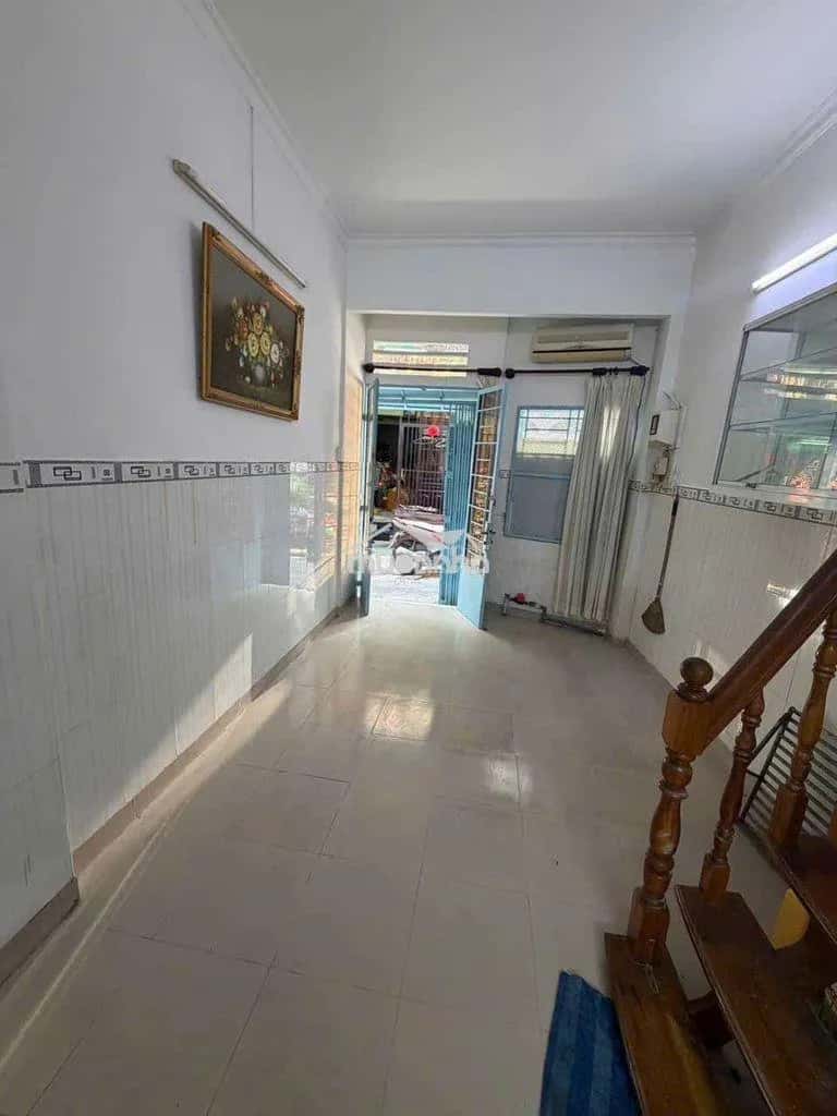 Cho thuê nhà hẻm Thích Quảng Đức Quận Phú Nhuận, TP.HCM – 1 phòng ngủ, giá 8 triệu