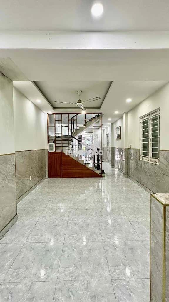 Cho thuê nhà hẻm Xuân Thới Thượng Huyện Hóc Môn, TP.HCM – 4 phòng ngủ, giá 6 triệu