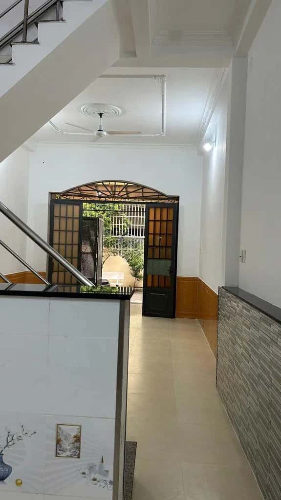 Cho thuê nhà hẻm Phạm Văn Bạch Quận Tân Bình, TP.HCM – 2 phòng ngủ, giá 14 triệu
