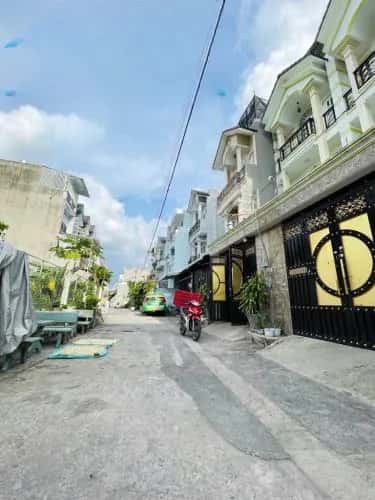 Cho thuê nhà hẻm Huỳnh Thị Hai Quận 12, TP.HCM – 2 phòng ngủ, giá 5.5 triệu