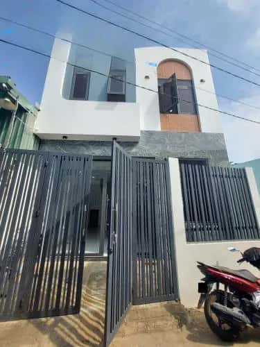 Cho thuê nhà hẻm Hoàng Hữu Nam Thành phố Thủ Đức, TP.HCM – 2 phòng ngủ, giá 9 triệu