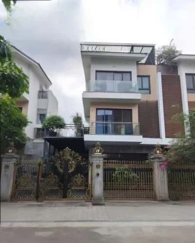 Cho thuê nhà hẻm Phố Chùa Láng Đống Đa, Hà Nội – giá 38 triệu