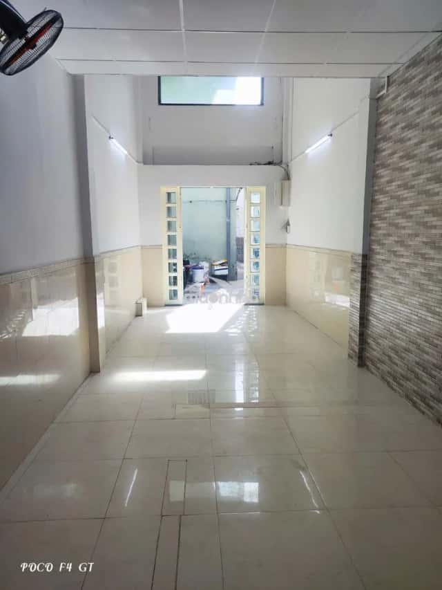 Cho thuê nhà hẻm Đường Âu Cơ Tân Phú, TP.HCM – 4 phòng ngủ, giá 14 triệu