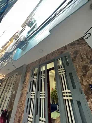 Cho thuê nhà hẻm Đường Phạm Văn Đồng Bắc Từ Liêm, Hà Nội – 3 phòng ngủ, giá 13.5 triệu Cho thuê nhà hẻm Đường Phạm Văn Đồng Bắc Từ Liêm, Hà Nội – 3 phòng ngủ, giá 13.5 triệu