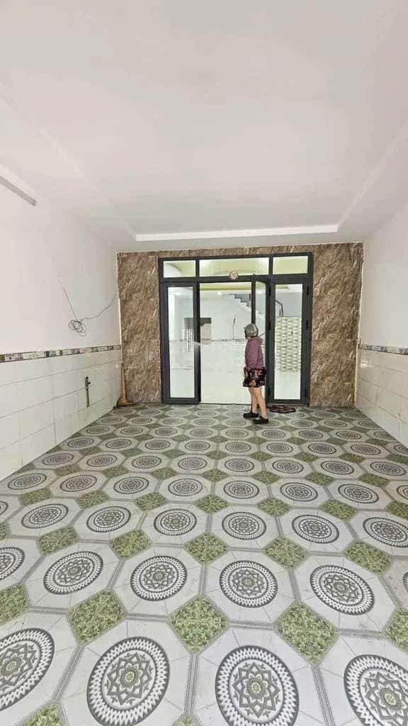 Cho thuê nhà hẻm Công Nghệ Mới Huyện Bình Chánh, Ho Chi Minh – 5 phòng ngủ, giá 7 triệu