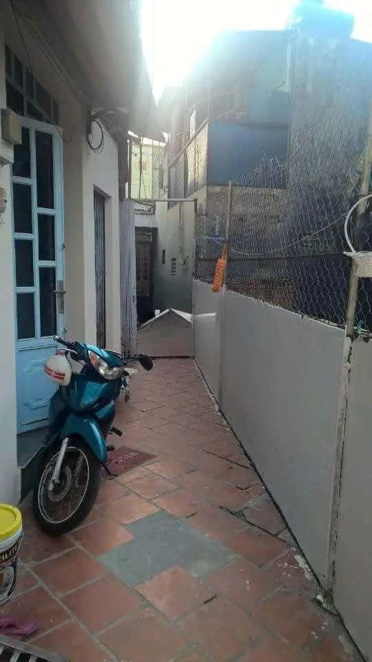 Cho thuê nhà hẻm Quốc lộ 50 Huyện Bình Chánh, TP.HCM – 1 phòng ngủ, giá 3.5 triệu Cho thuê nhà hẻm Quốc lộ 50 Huyện Bình Chánh, TP.HCM – 1 phòng ngủ, giá 3.5 triệu
