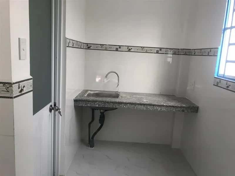 Cho thuê nhà hẻm Đường An Phú Đông 25 Quận 12, TP.HCM – 2 phòng ngủ, giá 4.5 triệu