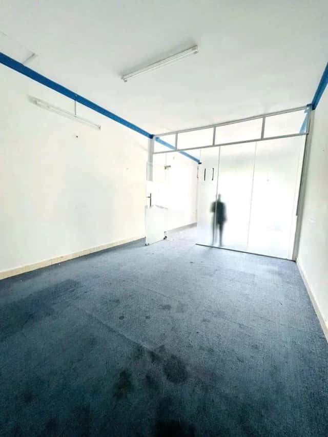 Cho thuê nhà mặt tiền Đường Châu Thới Quận 10, TP.HCM – 3 phòng ngủ, giá 25 triệu