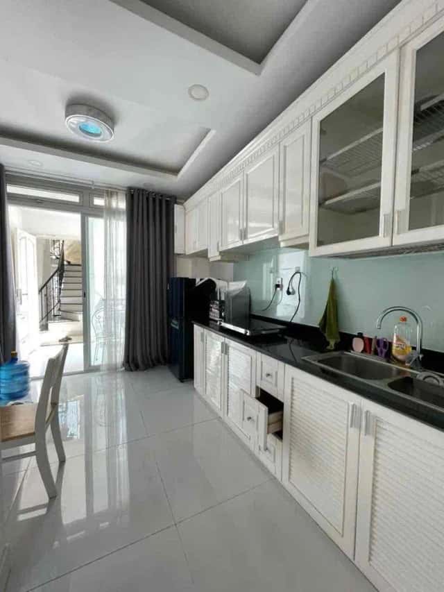 Cho thuê BĐS khác Đường Trường Sa Quận Bình Thạnh, TP.HCM – giá 11 triệu