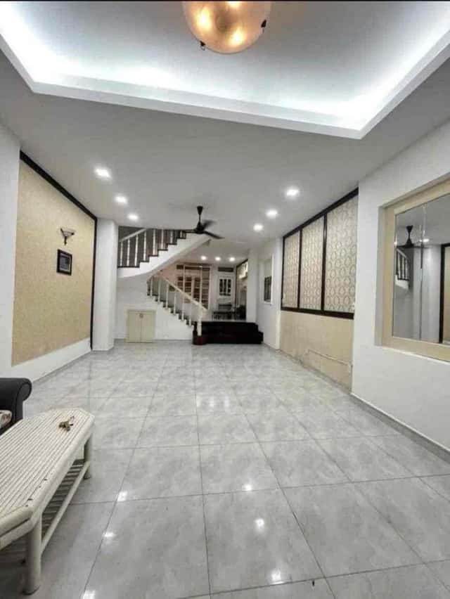 Cho thuê nhà hẻm Phạm Hữu Lầu Quận 7, TP.HCM – 4 phòng ngủ, giá 20 triệu