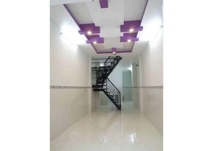 Cho thuê nhà hẻm Đường Vĩnh Khánh Quận 4, TP.HCM – 2 phòng ngủ, giá 10 triệu