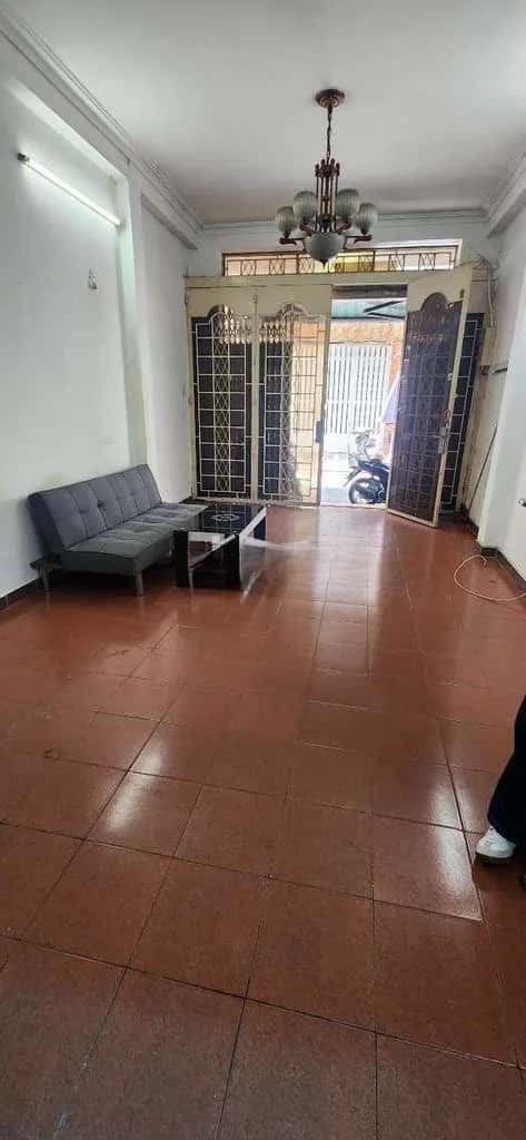 Cho thuê nhà hẻm Đường Huỳnh Văn Bánh Quận Phú Nhuận, TP.HCM – 3 phòng ngủ, giá 17 triệu