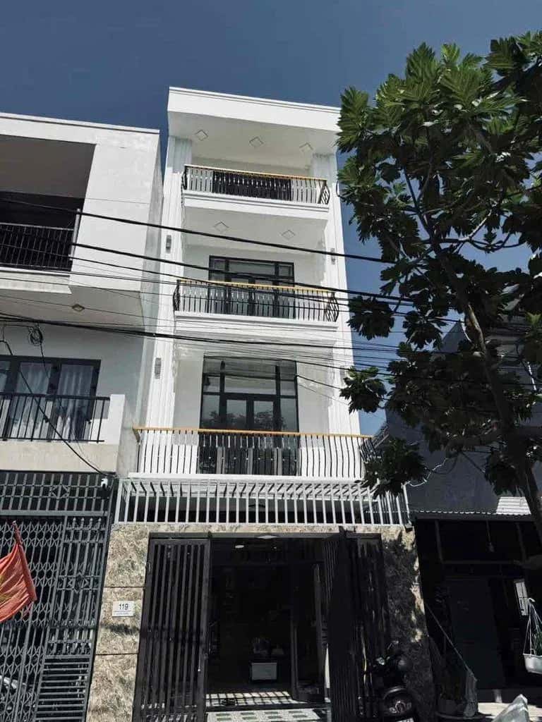 Cho thuê nhà hẻm Lê Quang Định Quận Bình Thạnh, TP.HCM – 4 phòng ngủ, giá 30 triệu