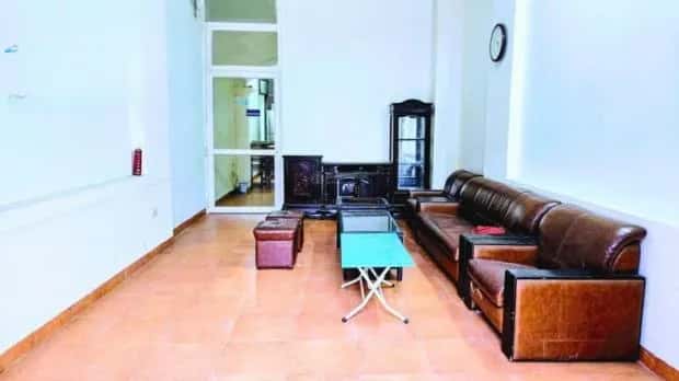 Cho thuê nhà hẻm Ngõ 358 Phố Bùi Xương Trạch Khương Đình, Hà Nội – 4 phòng ngủ, giá 135000 VNĐ