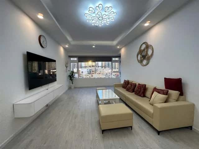 Cho thuê căn hộ chung cư Đường Nguyễn Hữu Cảnh Quận Bình Thạnh, TP.HCM – 3 phòng ngủ, giá 30 triệu