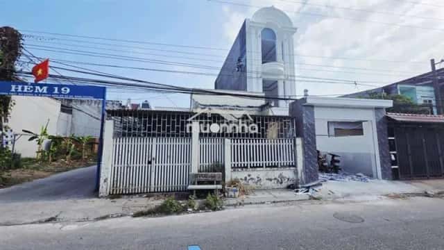 Cho thuê nhà mặt tiền Nguyễn Công Trứ Dĩ An, TP.HCM – 2 phòng ngủ, giá 8 triệu Cho thuê nhà mặt tiền Nguyễn Công Trứ Dĩ An, TP.HCM – 2 phòng ngủ, giá 8 triệu