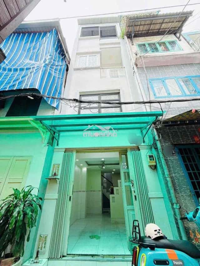 Cho thuê nhà hẻm Đường Bạch Vân Quận 5, TP.HCM – 2 phòng ngủ, giá 9 triệu
