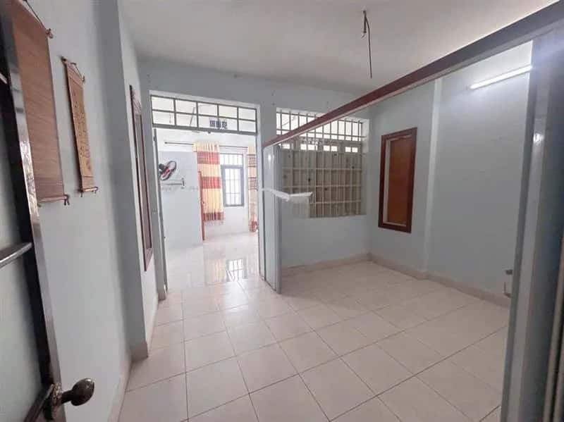 Cho thuê BĐS khác Đường Lý Tuệ Quận Tân Phú, TP.HCM – 3 phòng ngủ, giá 6.5 triệu